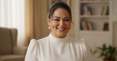 رحلة نيفين مندور من النجومية للوفاة ودخول المشرحة لدموع فراق الأحباب بالمقابر رحلة نيفين مندور من النجومية للوفاة ودخول المشرحة لدموع فراق الأحباب بالمقابر