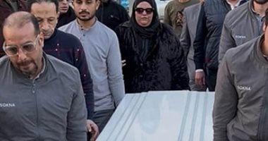 تشييع جثمان نيفين مندور بحضور المقربين.. صور تشييع جثمان نيفين مندور بحضور المقربين.. صور