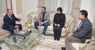 وزير الشباب ومحافظ بورسعيد يقدمان واجب العزاء لأسرة السباح يوسف محمد بمنزله وزير الشباب ومحافظ بورسعيد يقدمان واجب العزاء لأسرة السباح يوسف محمد بمنزله