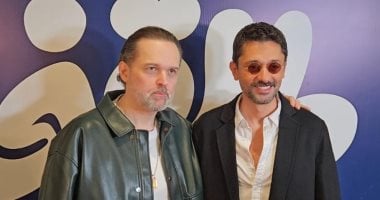 محمد محمود عبد العزيز يساند شقيقه كريم فى عرض فيلم طلقنى محمد محمود عبد العزيز يساند شقيقه كريم فى عرض فيلم طلقنى