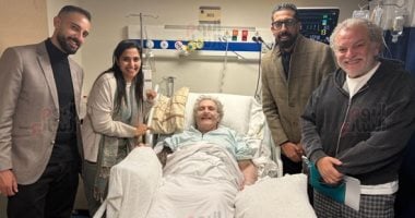 ننشر الصورة الأولى للفنان الكبير محيى إسماعيل من العناية المركزة