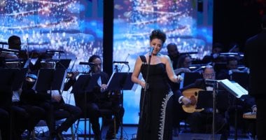 أنوشكا تتألق فى حفل رأس السنة مع المايسترو علاء عبد السلام بدار الأوبرا