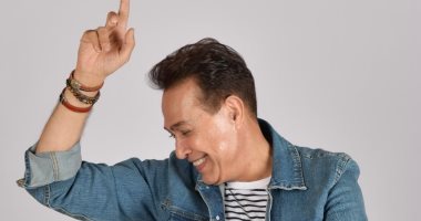 أمل جديد وضحكة من القلب.. حكيم يوجه رسالة لجمهوره بمناسبة رأس السنة