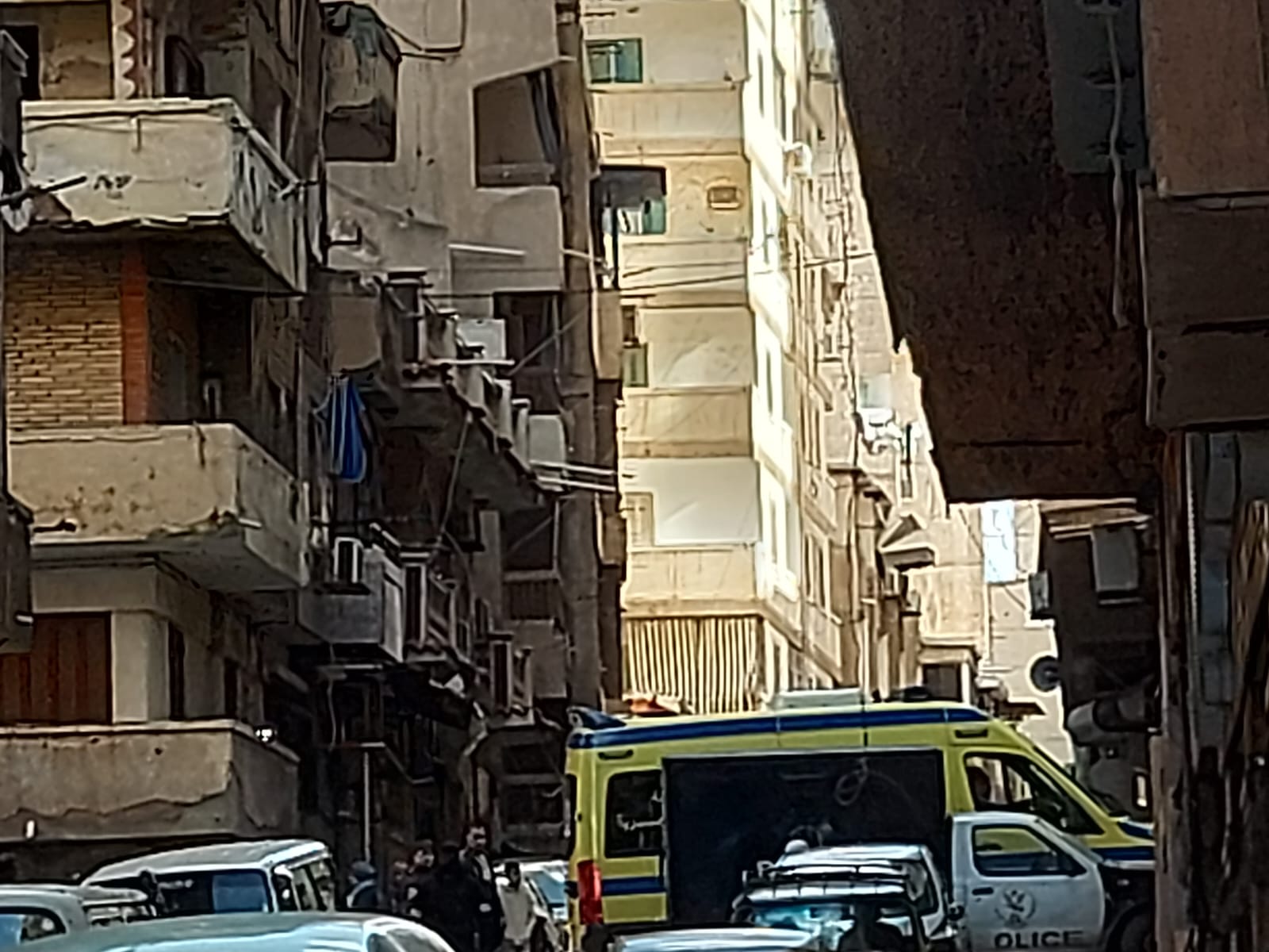 نقل جثمان الفنانة نيفين مندور إلى المشرحة لحين انتهاء التحقيقات 