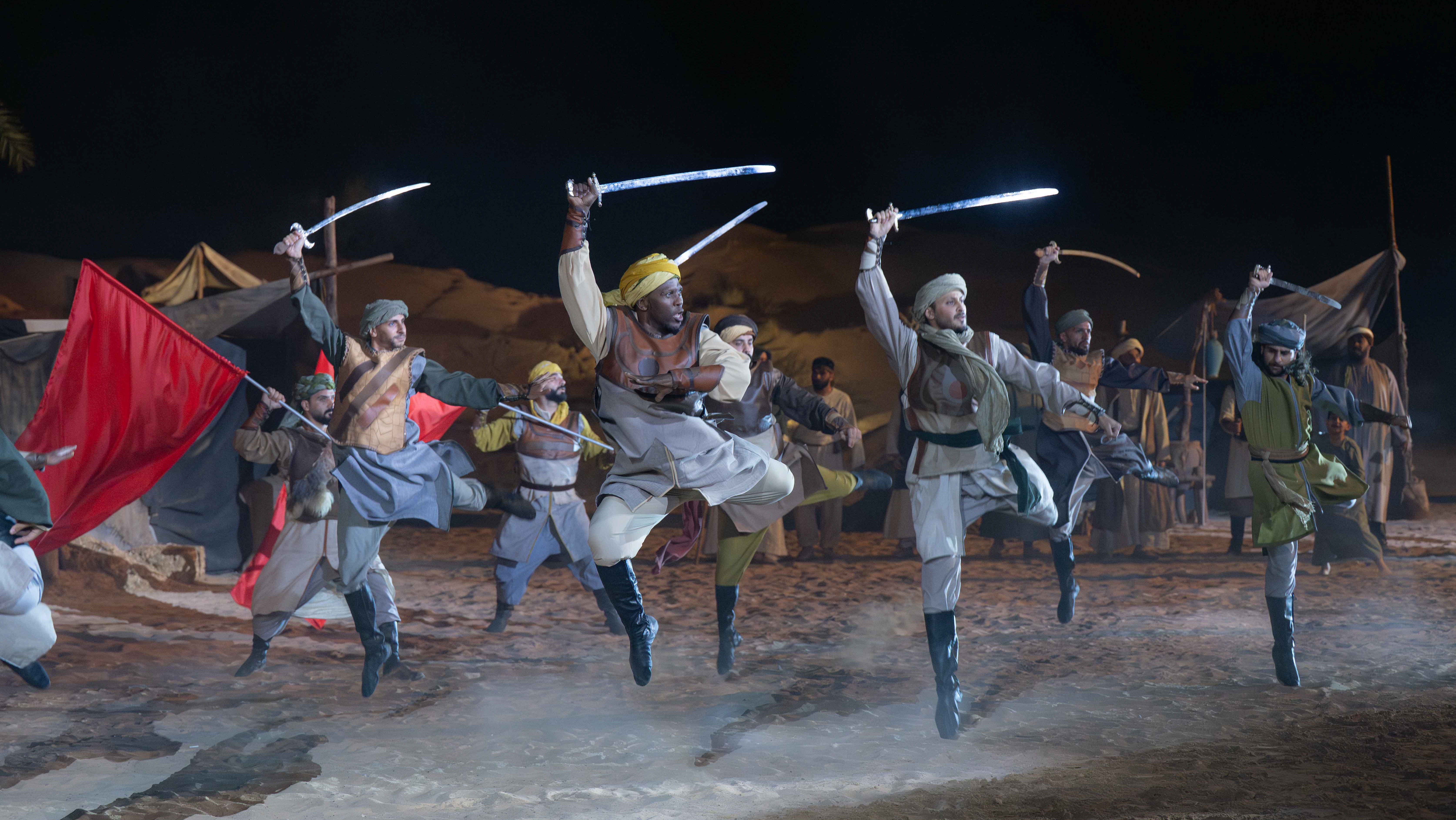 سلطان القاسمي يشهد افتتاح مهرجان الشارقة للمسرح الصحراوي الـ9