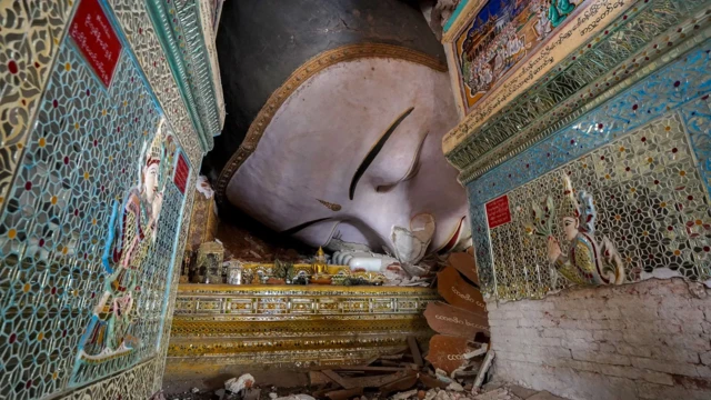 تمثال لبوذا