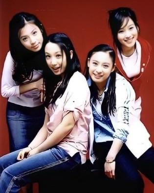 ذكرى سنوية 24 سعيدة لـ MILK!