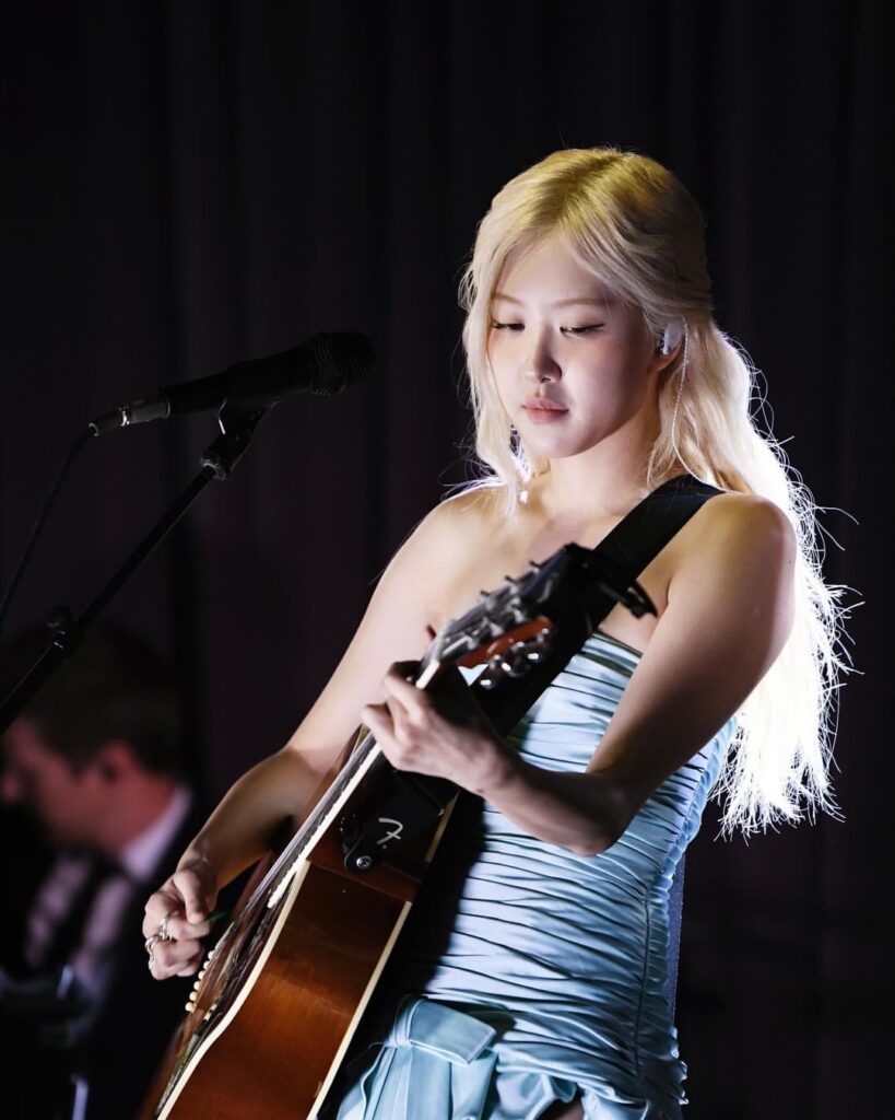 251206 تحديث روزي على الانستغرام