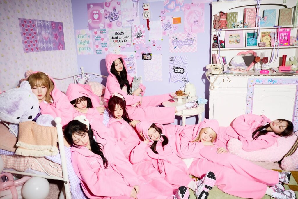 قل اسمي - الألبوم الثالث: &أجواءنا (صور تشويقية - قواعد اللباس الإصدار الأول - المجموعة)