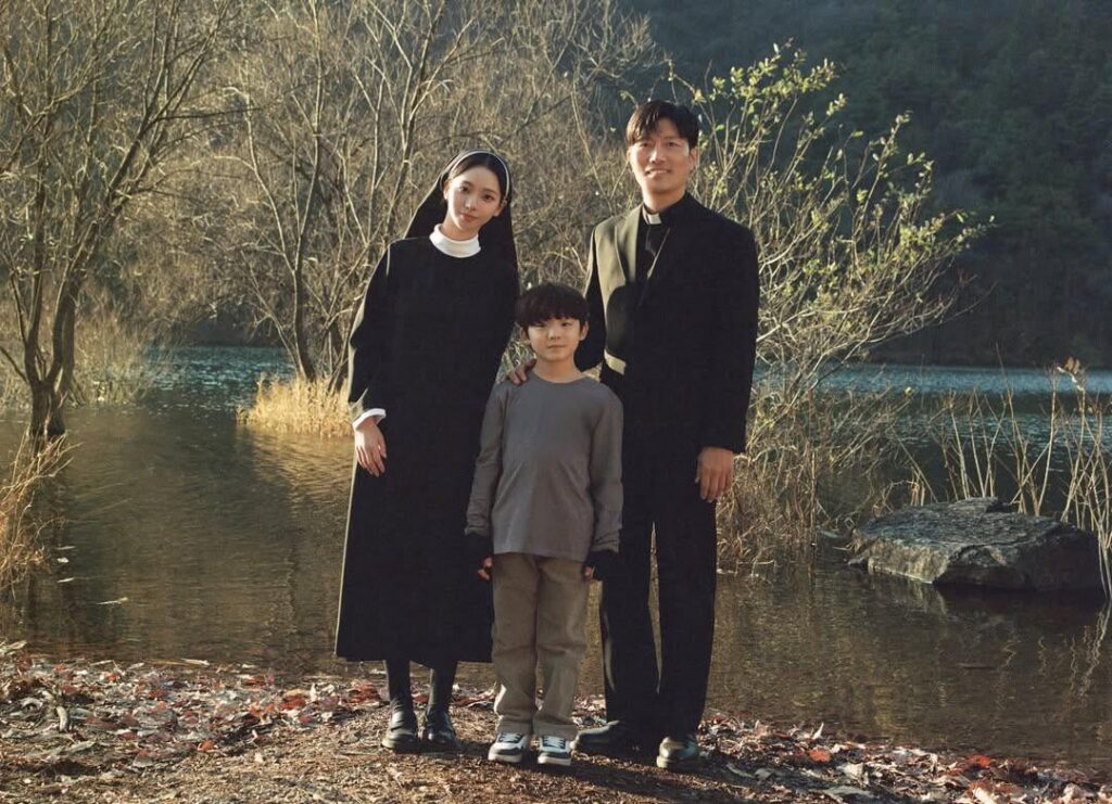 251216 تحديث الانستقرام لـraphaela_diary مع كارينا