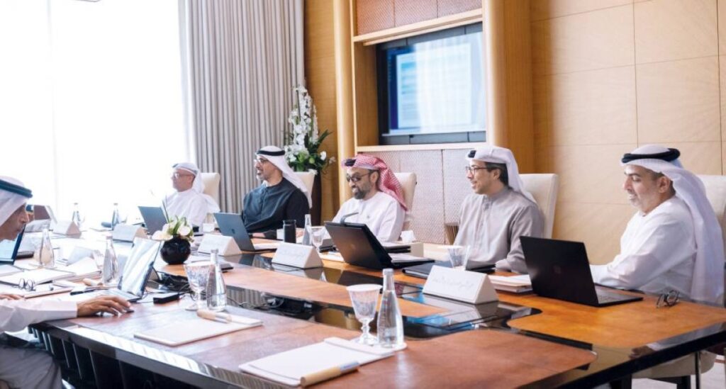 طحنون بن زايد يترأس اجتماع مجلس إدارة جهاز أبوظبي للاستثمار Al Bayan