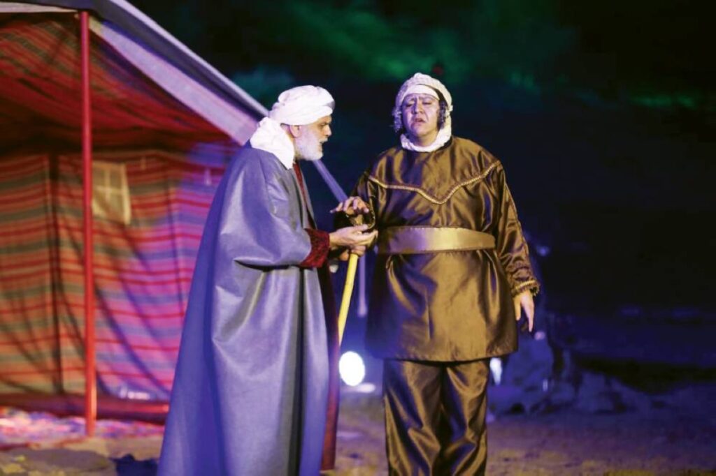 مهرجان الشارقة للمسرح الصحراوي يبرز جماليات السير الشعبية العربية Al Bayan