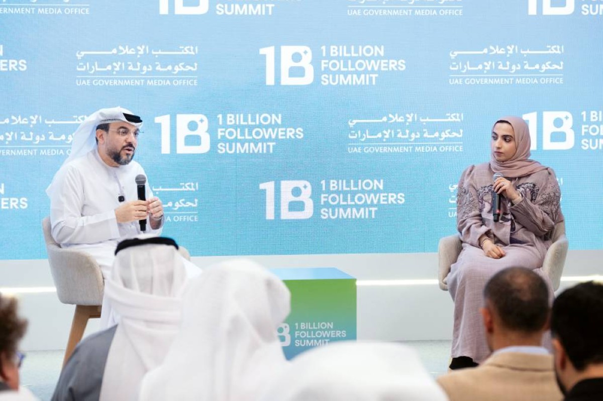 سعيد العطر وعالية الحمادي خلال المؤتمر الصحافي