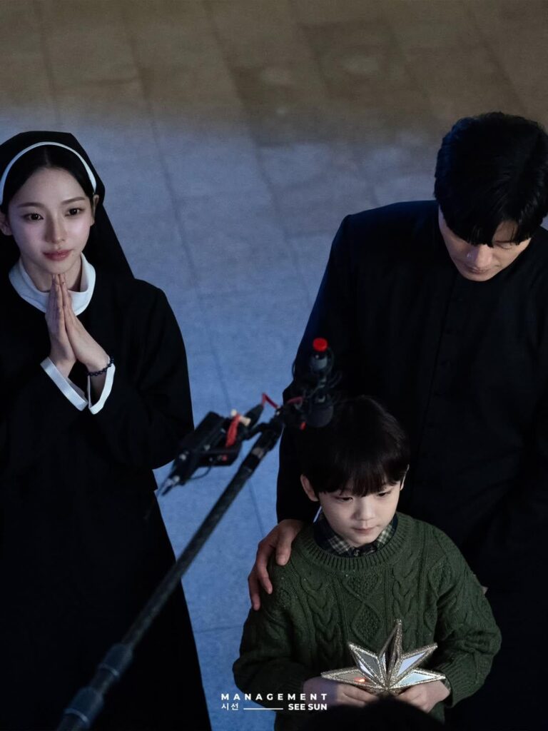 251223 تحديث بارك هيسون على الانستقرام مع كارينا