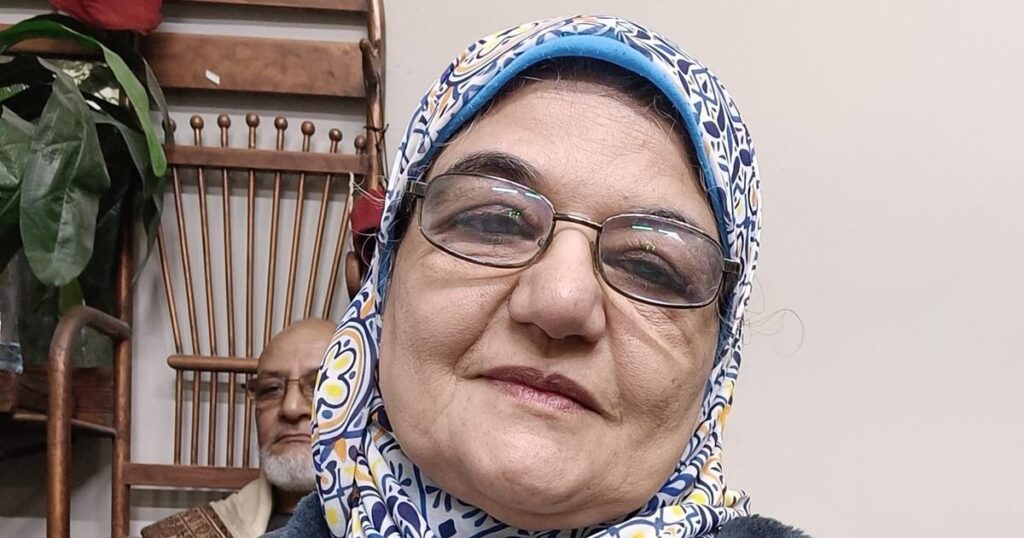 ‘تراب أحمر’: بين الواقع الاجتماعي والرمزية النفسية | حسن غريب 'تراب أحمر': بين الواقع الاجتماعي والرمزية النفسية | حسن غريب