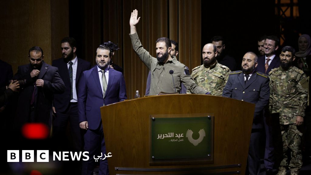 سوريا: الشرع يتحدث عن “قطيعة تاريخية مع موروث” الأسد، و”اتحاد العلويين” في أوروبا يعلن عن تشكيل نواة كيان معارض جديد سوريا: الشرع يتحدث عن "قطيعة تاريخية مع موروث" الأسد، و"اتحاد العلويين" في أوروبا يعلن عن تشكيل نواة كيان معارض جديد