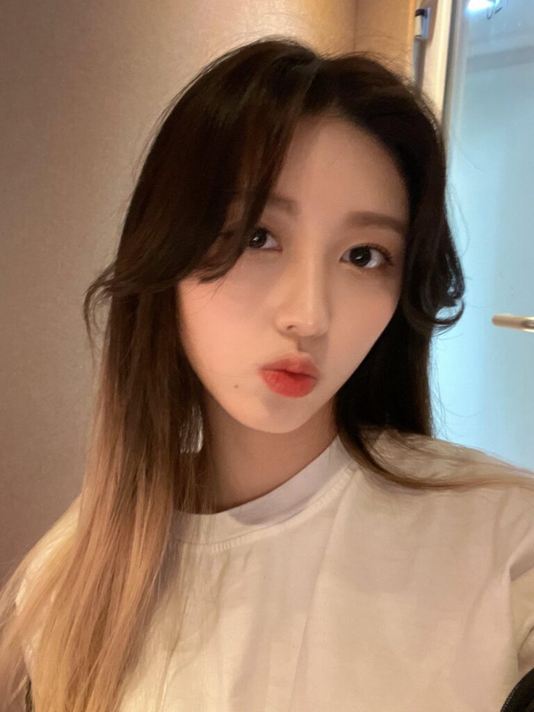 251201 تحديث تويتر IVE مع غايول