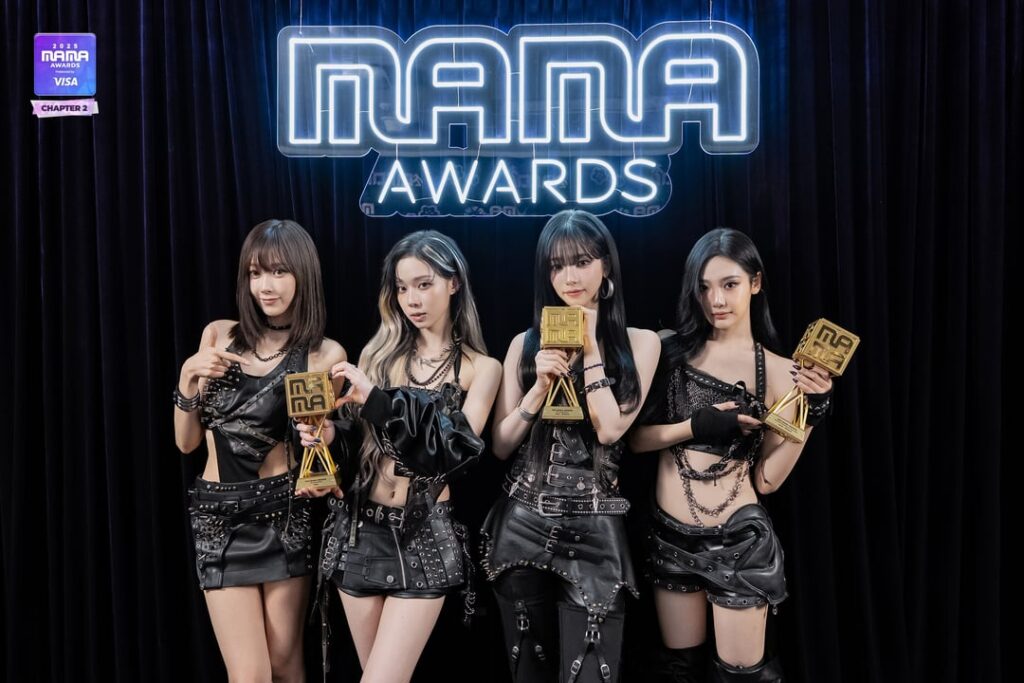 251201 تحديث تويتر لجوائز MAMA مع aespa - لحظة المجد aespa 🏆