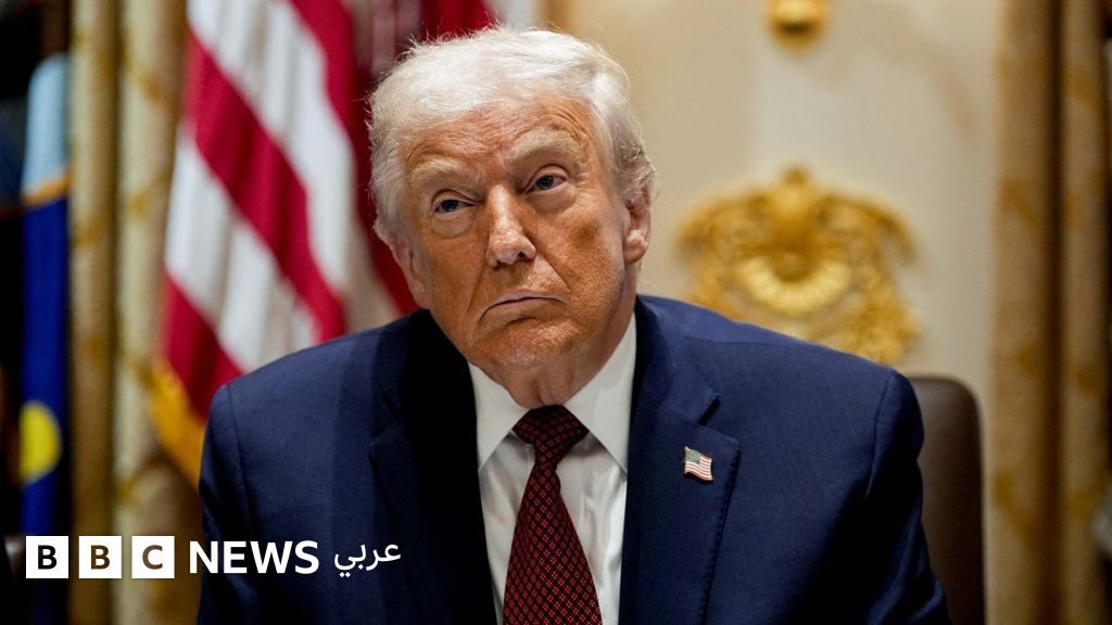 دونالد ترامب ينتقد دولاً أوروبية “متدهورة” ويصف قادتها بـ”الضعفاء” دونالد ترامب ينتقد دولاً أوروبية "متدهورة" ويصف قادتها بـ"الضعفاء"