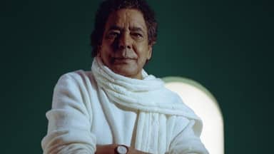 تطورات الحالة الصحية لمحمد منير عقب تعرضه لوعكة صحية جديدة