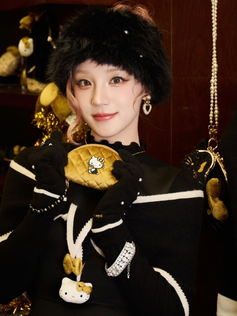 251218 التحديث الرسمي - Yuqi في حدث tbh x Hello Kitty المنبثق