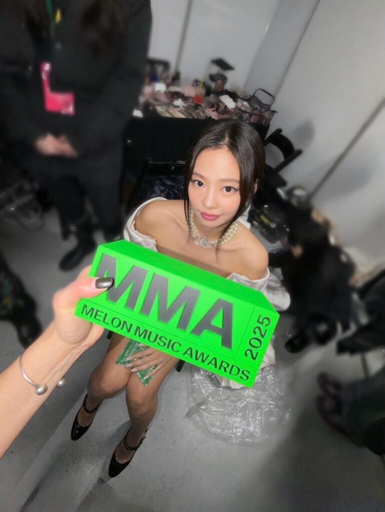 251224 تحديث نادي معجبين جيني ويفيرس