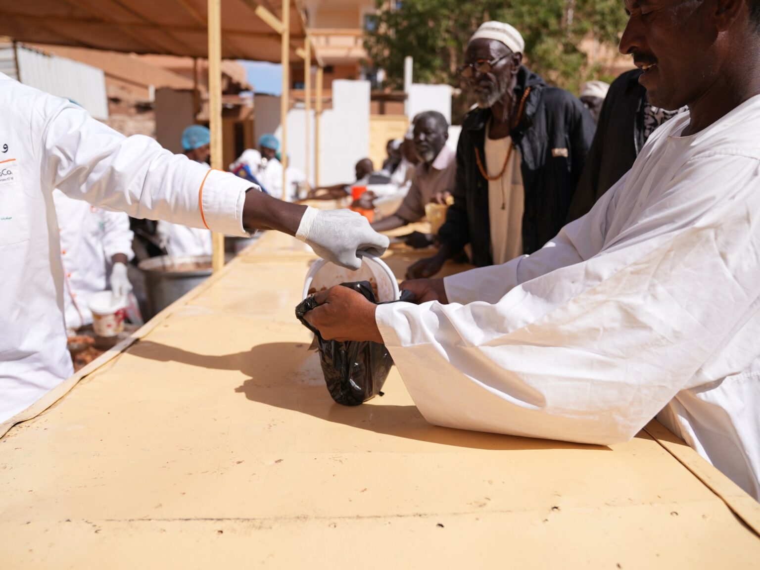 ذا هيل: هذه المبادرات بصيص نور في ليل السودان الحالك | سياسة