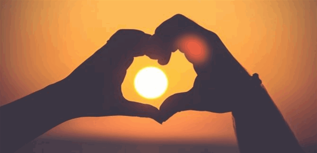 خاتم ماسي بيد ممثلة يشعل الشائعات.. هل ارتبطت بزميلها؟ (صورة) Doc-P-1450084-639003031752827502.png