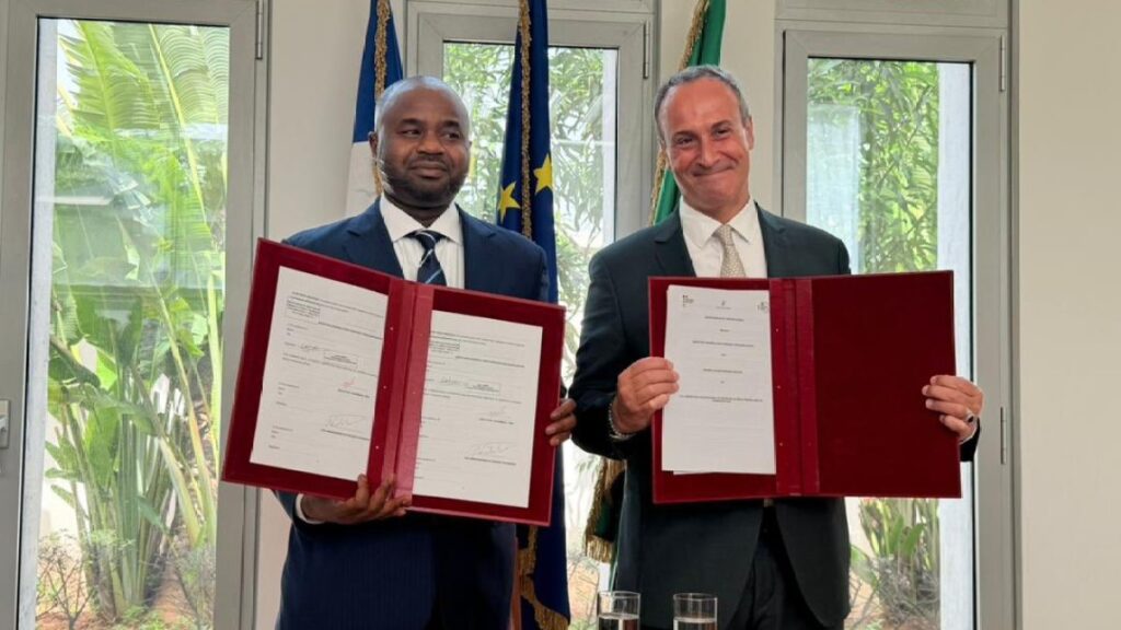 نيجيريا توقع مذكرة تفاهم ضريبية مع فرنسا وسط جدل حول السيادة الاقتصادية | أخبار نيجيريا توقع مذكرة تفاهم ضريبية مع فرنسا وسط جدل حول السيادة الاقتصادية | أخبار