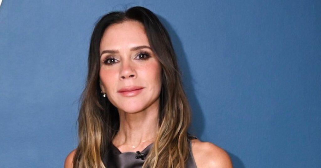 تشرح فيكتوريا بيكهام تربية الطبقة العاملة بعد مستند Netflix تشرح فيكتوريا بيكهام تربية الطبقة العاملة بعد مستند Netflix