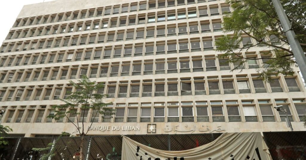 كيف صارت ديون لبنان مصدر ثروات طائلة لمستثمرين مغامرين؟ وزير مالية لبنان: بدأنا تحقيق فائض بالليرة.. ولا نية لفرض مزيد من الضرائب