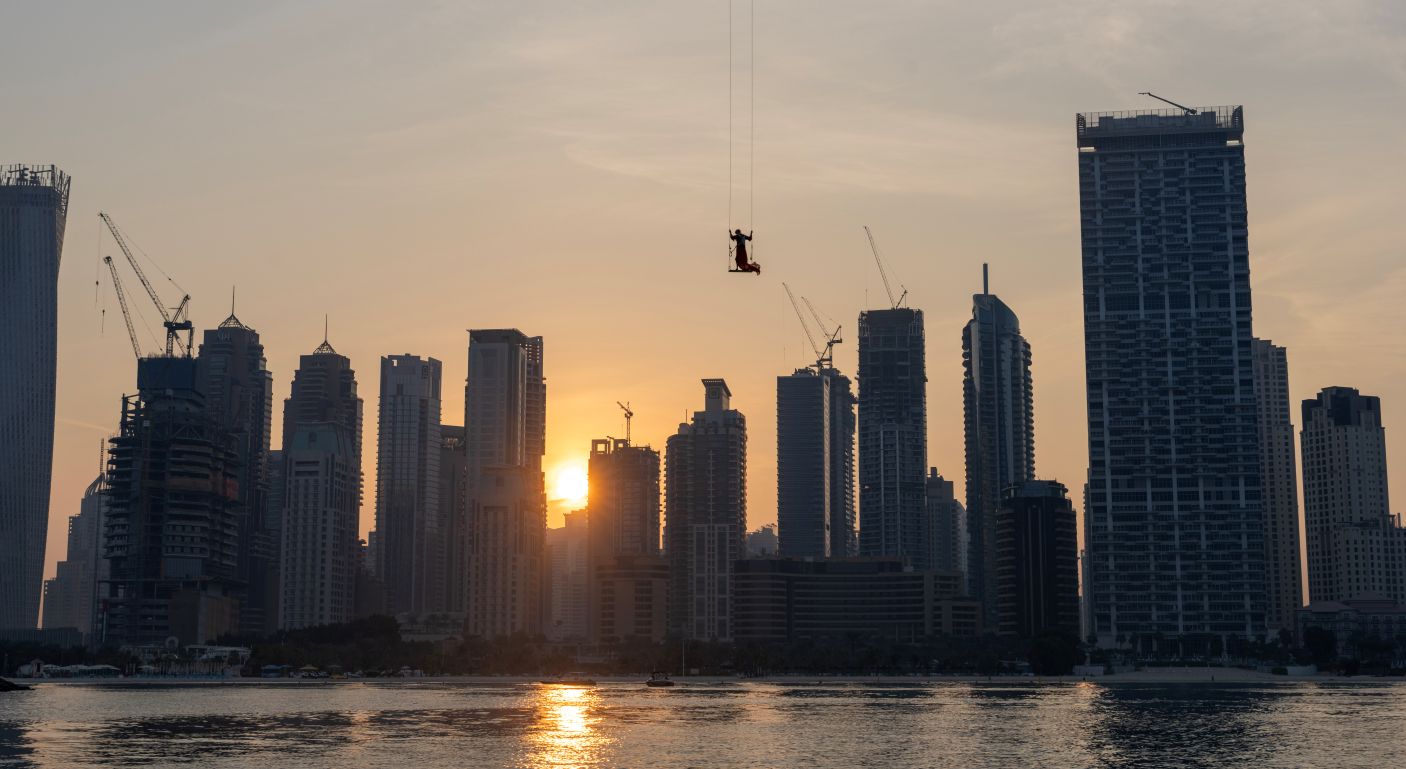 قافزة المظلات البلجيكية ماغالي فولكنر براف (Steve Braff)