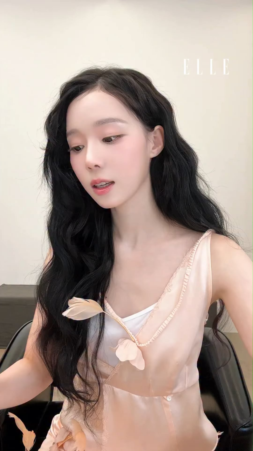 251226 شتاء للأمل x ELLE KOREA