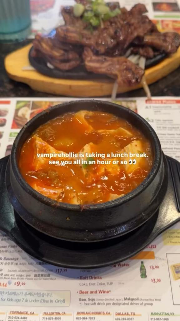 251208 تحديث قصة روزي (مصاصة الدماء) على الانستغرام