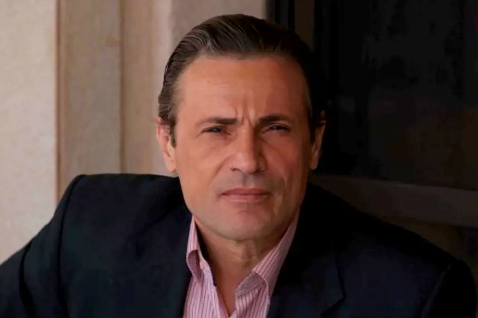 وفاة الفنان وليد العلايلي.. لبنان يفقد أحد أبرز وجوهه الدرامية | فن