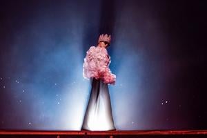 G-Dragon يختتم جولة Ubermensch في سيول، ويثير حفل Big Bang في عام 2026