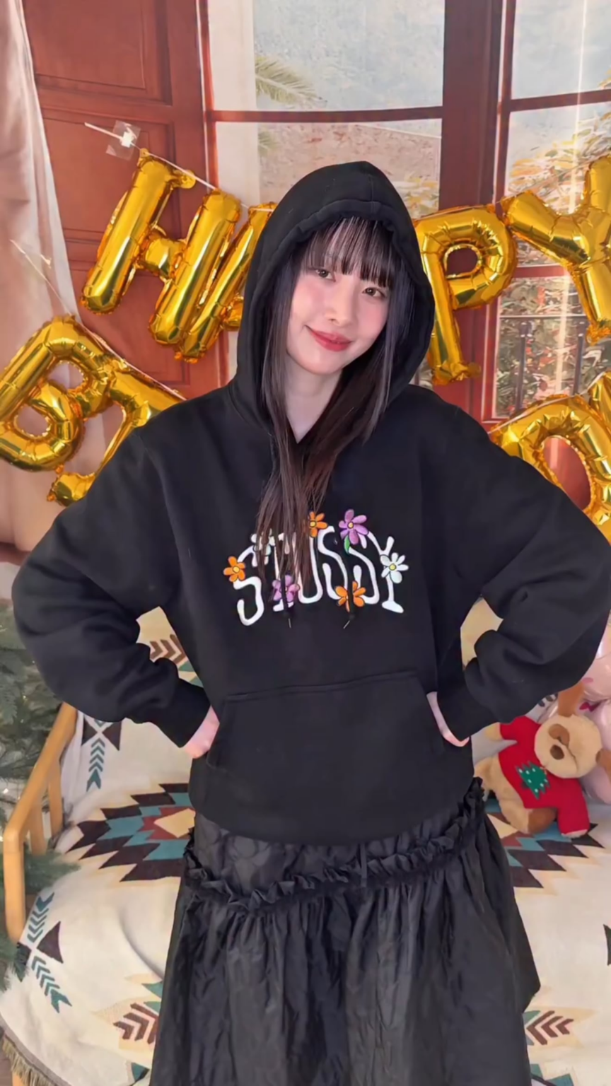 251226 تحديث wjsn_cosmic TikTok - أغنية WJSN Seola "ما هو الحب؟" تحدي الريمكس