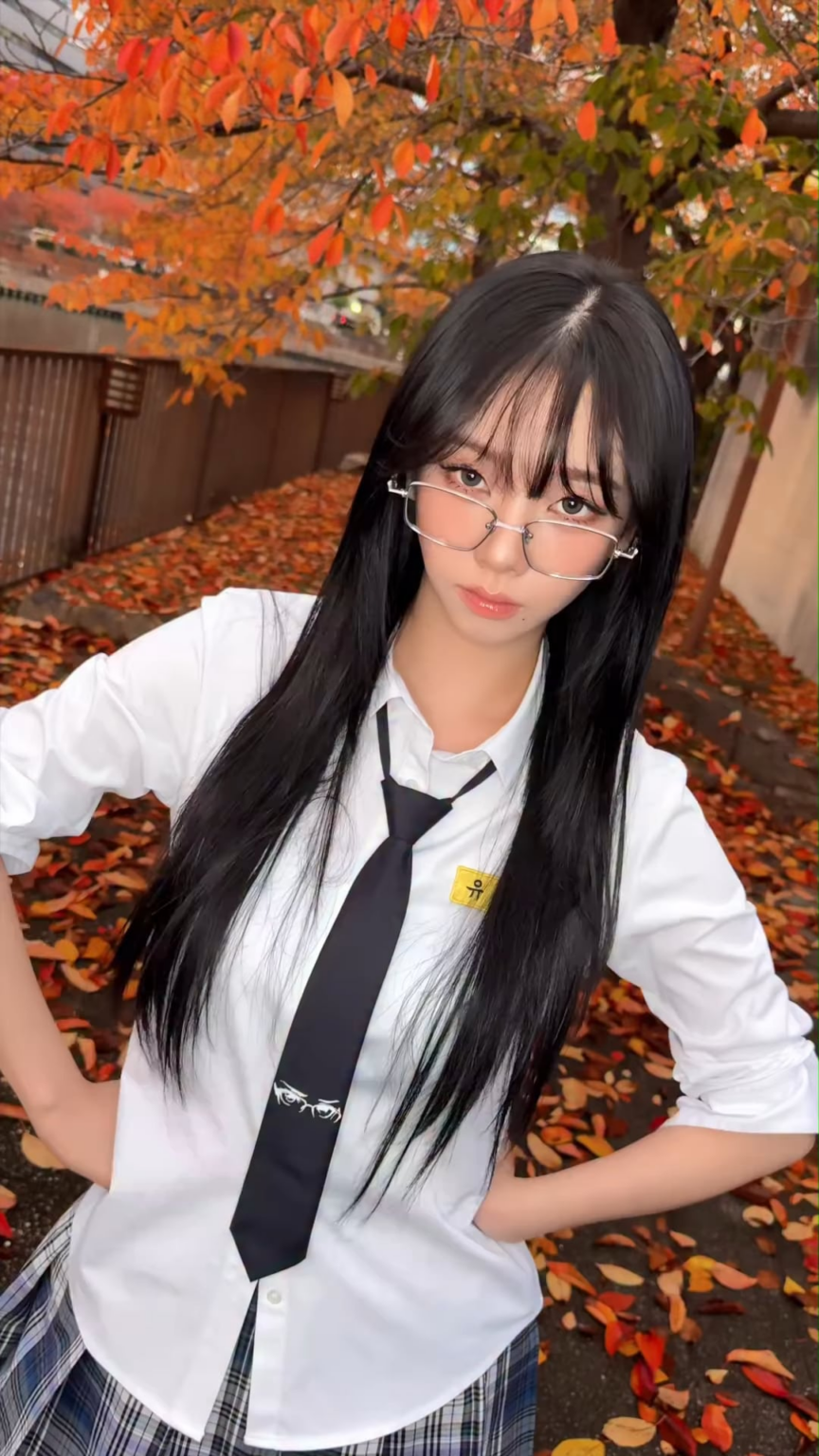 251202 تحديث aespa TikTok مع كارينا - هل تريد أن تأخذ قضمة؟