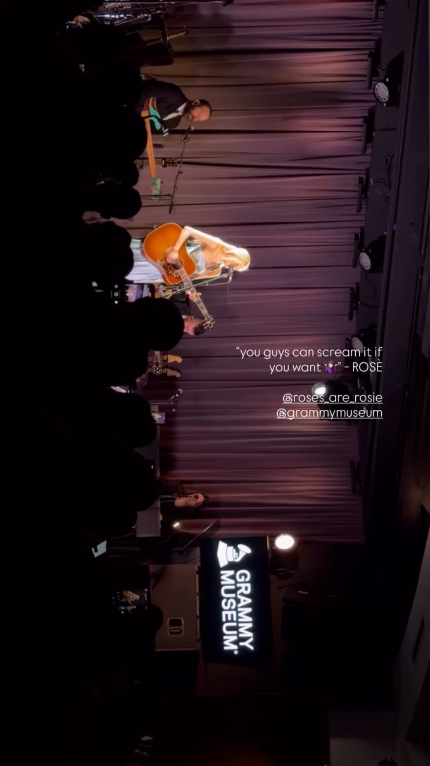 251205 تحديث قصة baebealice على الانستقرام مع روزي