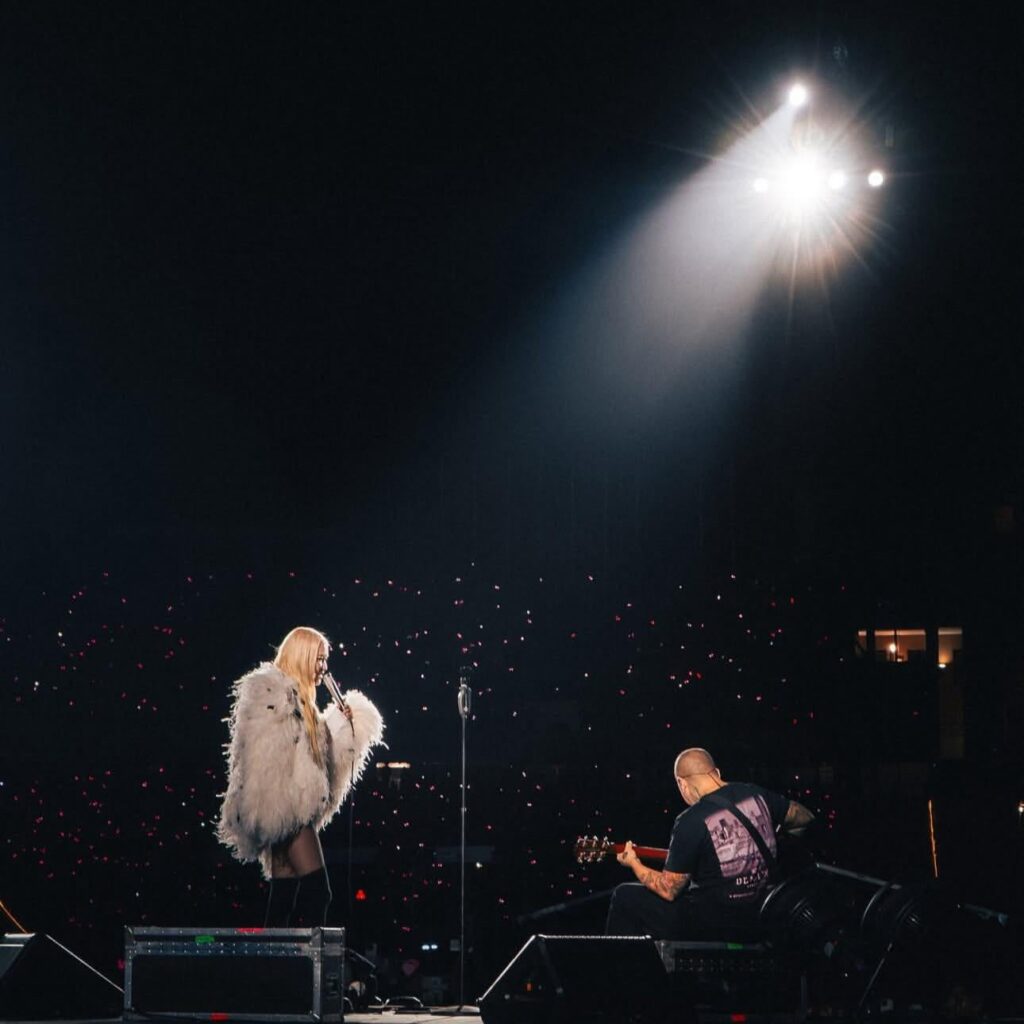 251203 _طبيعي__ تحديث الانستقرام مع روزي