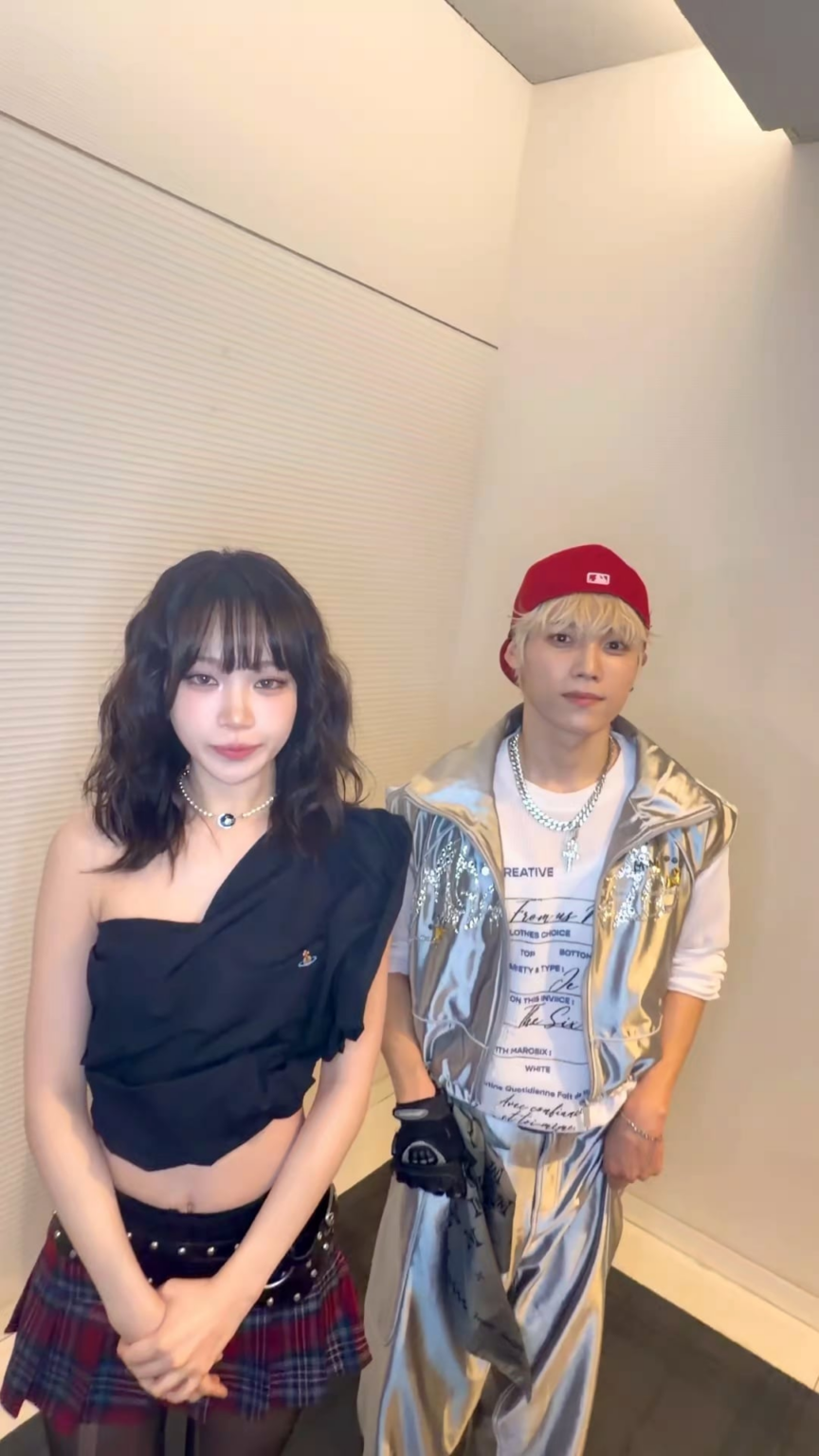 251230 تحديث LE SSERAFIM على التيك توك مع كيم تشايوون - تناول الطعام مع إيني ماسايا (تحدي السباغيتي)