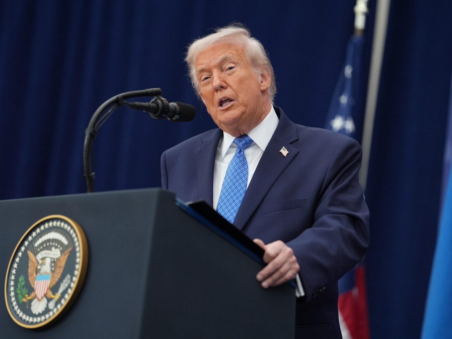 ترامب: سنشن هجمات برية في أميركا اللاتينية قريبا | أخبار ترامب: سنشن هجمات برية في أميركا اللاتينية قريبا | أخبار