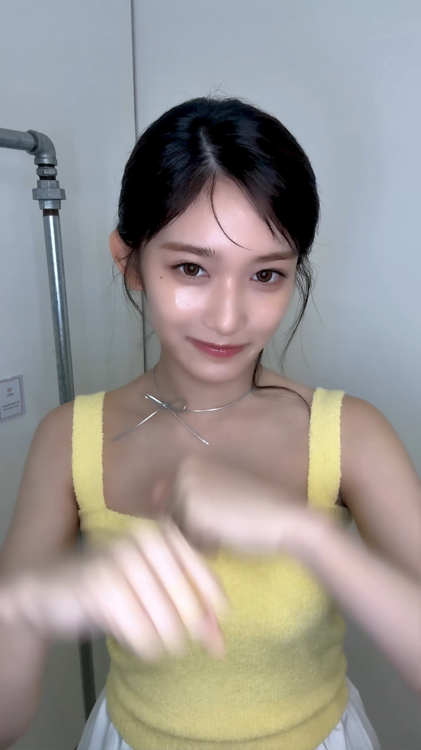 251223 تحديث IVE الرسمي على التيك توك مع ليسيو - حبيبي 🎀🫧💗