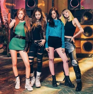 251208 بلاك بينك على مر السنين