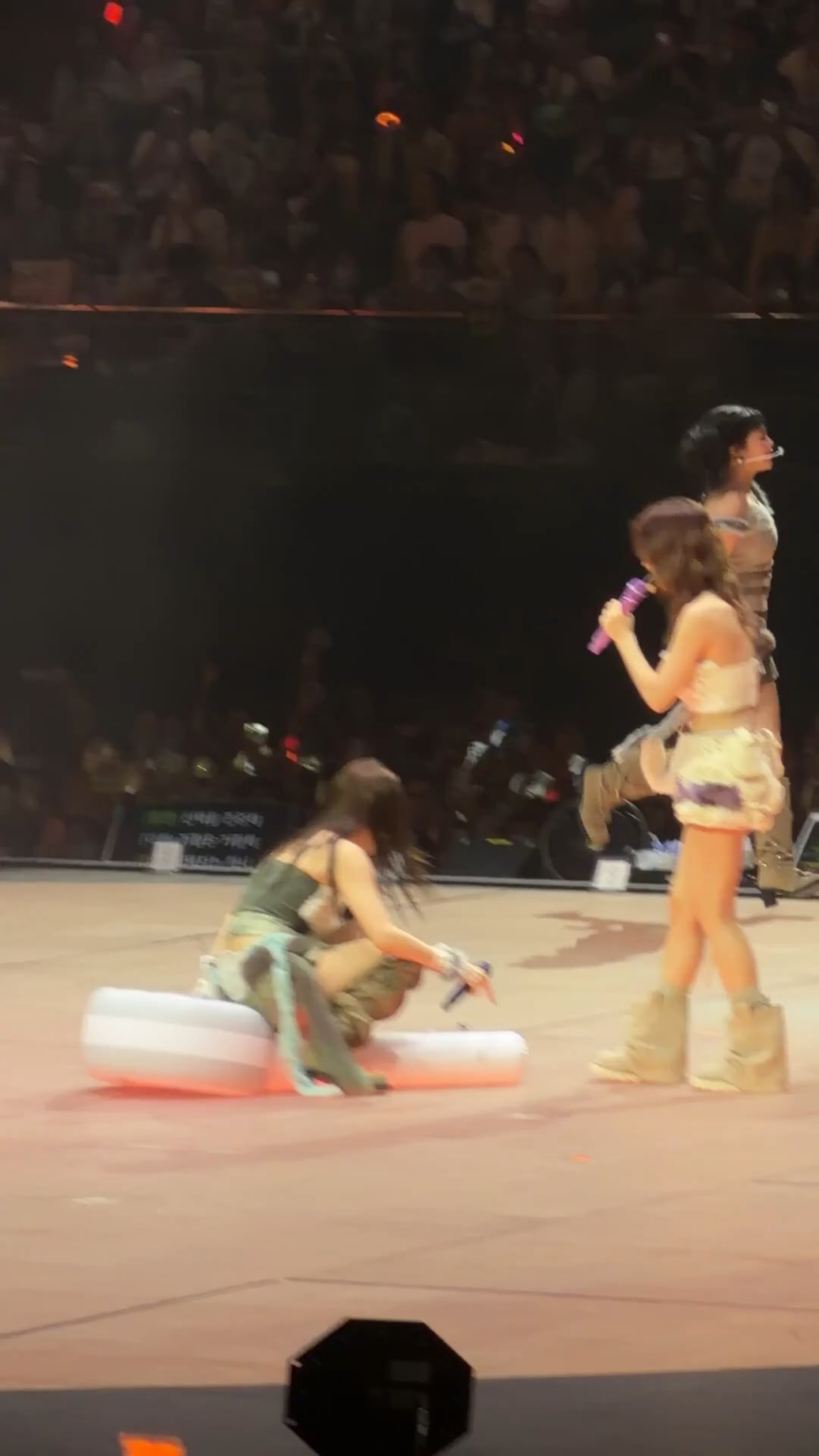 حتى عندما يتخلى مومو عن نايون..