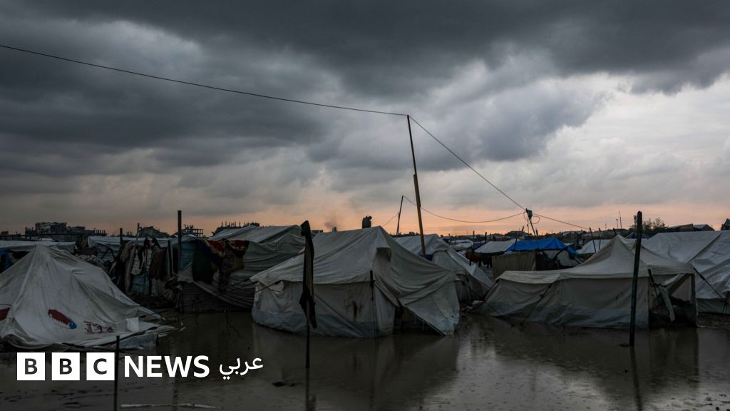 حرب غزة: “ضغوط أمريكية جدية على إسرائيل” لبدء المرحلة الثانية من وقف إطلاق النار، والمنخفضات الجوية تعمق معاناة أهل القطاع حرب غزة: "ضغوط أمريكية جدية على إسرائيل" لبدء المرحلة الثانية من وقف إطلاق النار، والمنخفضات الجوية تعمق معاناة أهل القطاع