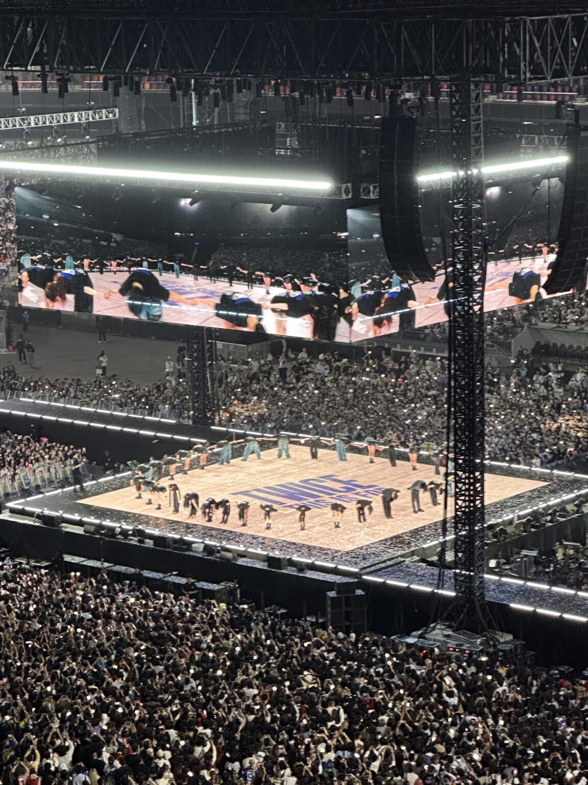 12.07 عرض مثالي