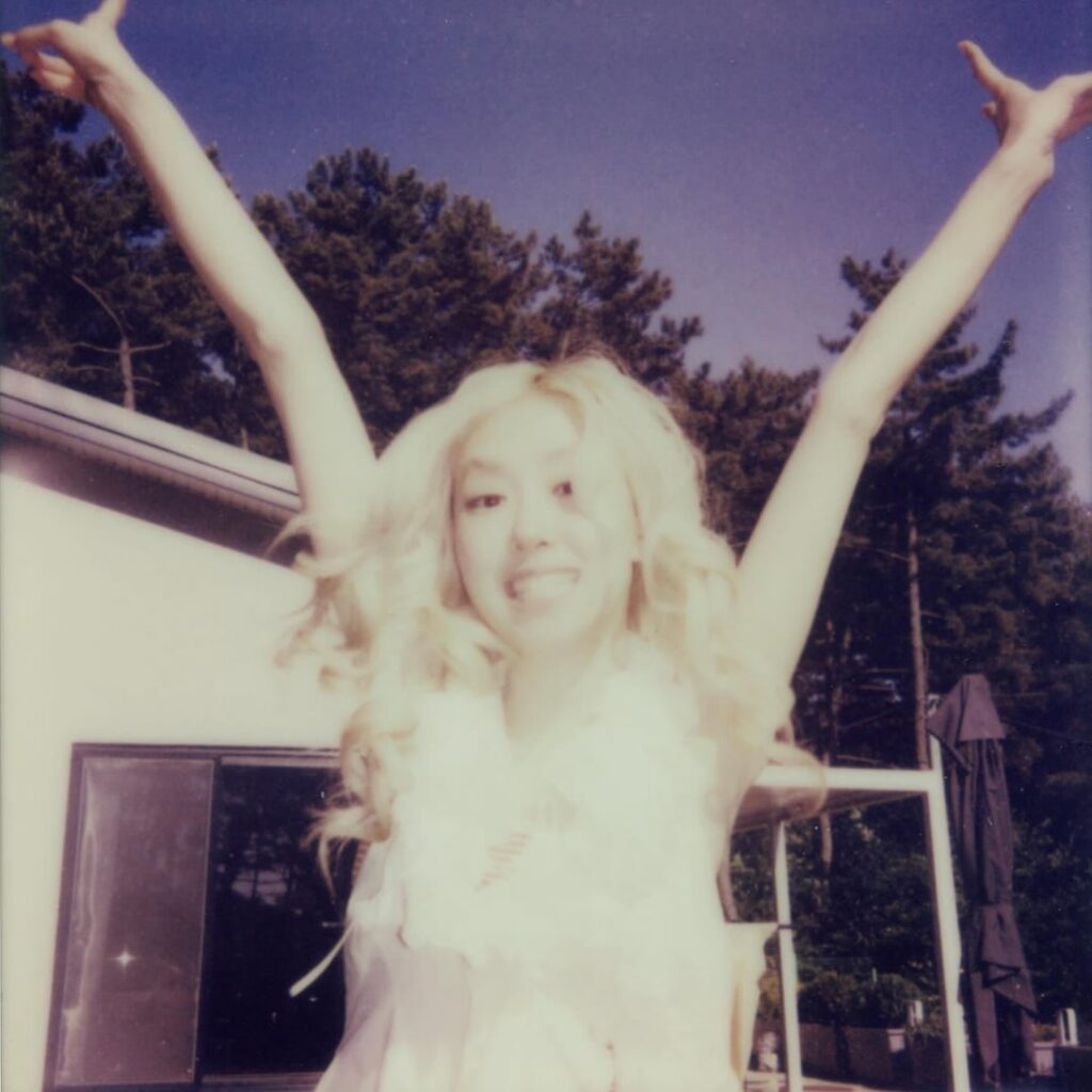 251206 تحديث روزي على الانستقرام