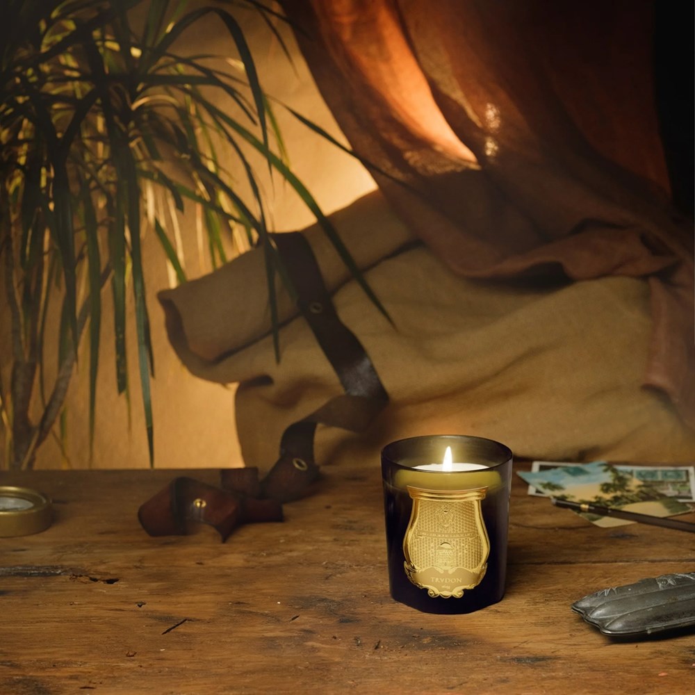 أفضل الشموع المعطرة لأجواء رومانسية فاخرة في نهاية العام