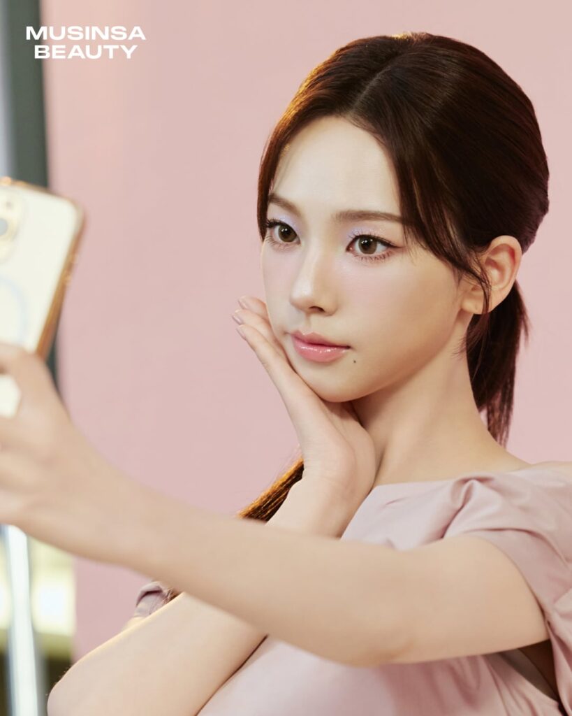 251223 كارينا - MUSINSA BEAUTY (صور خلف الكواليس)